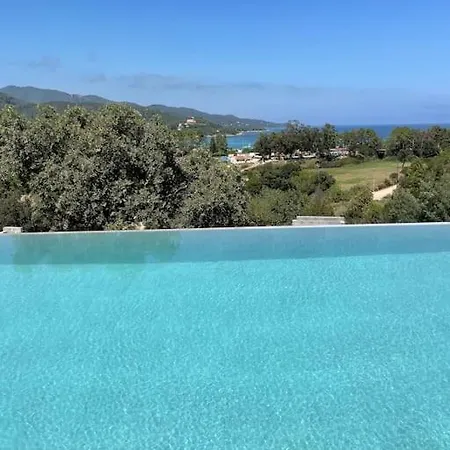 Neuve Avec Grande Piscine Chauffée Vue Villa