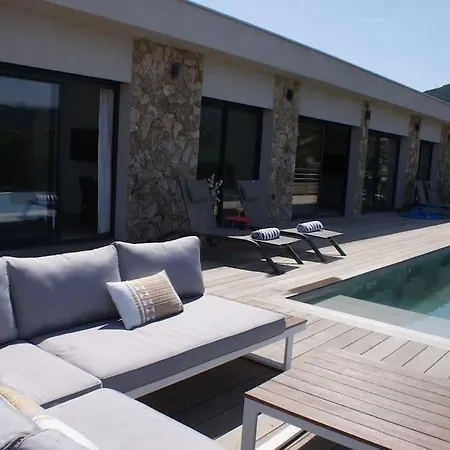Villa Neuve Avec Grande Piscine Chauffee Vue Conca